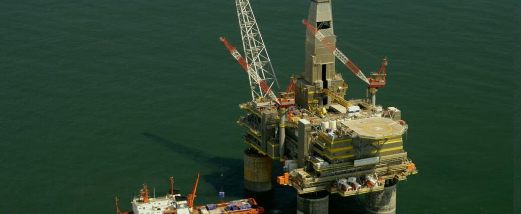 Jobs on Petrol Platform