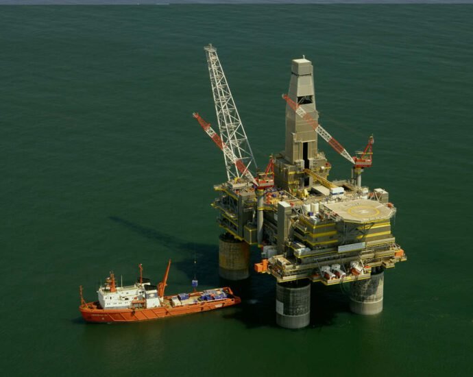 Jobs on Petrol Platform
